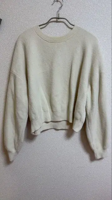 SLOBE IENA 아이보리 크루넥 스웨터 긴팔 암 슬릿