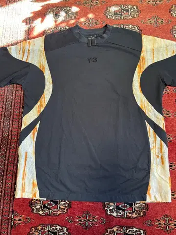 [ 새상품급 ] Y-3 디자인 T셔츠 블랙
