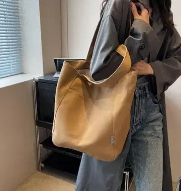 베이지 토트백 캔버스