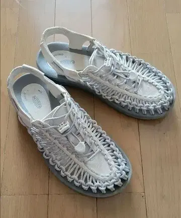 KEEN 킨 스포츠 샌들