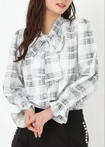 MISCH MASCH 보타이 셔링 블라우스 택 포함 새상품