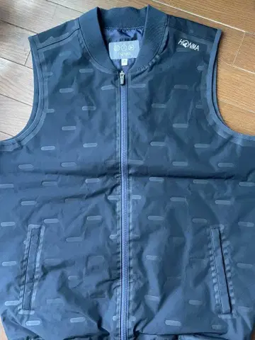 HONMA 블랙 베스트 M 사이즈