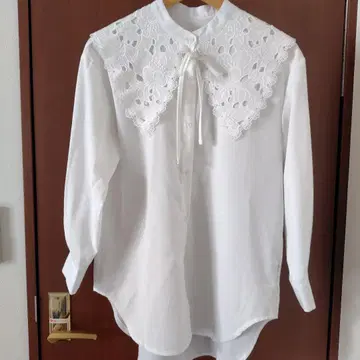 Frene 프라네 레이스 세일러 카라 블라우스 셔츠 화이트