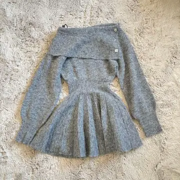 오프숄더 니트 원피스 그레이