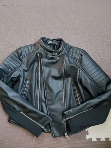 주말 가격 인하 ZARA 블랙 라이더 자켓