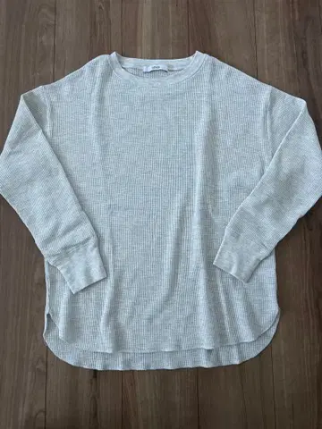 저널 스탠다드 릴룸 라이트 그레이 긴팔 티셔츠