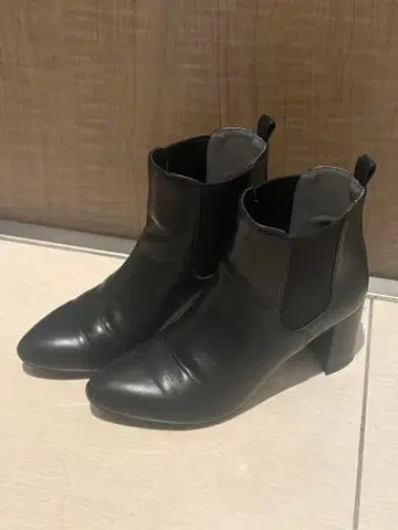 월말 처리 LOWRYSFARM 블랙 힐 사이드 고어 부츠