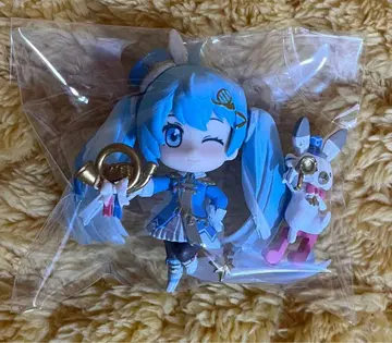 주말 한정판 하츠네 미쿠 피규어 B