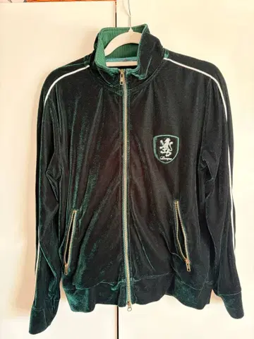 Luvgun 벨로아 원단 다크 그린 트랙 자켓