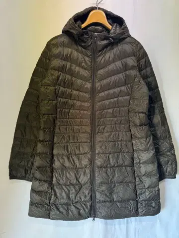 유니클로 라이트 다운 코트 후디 카키 경량 XL