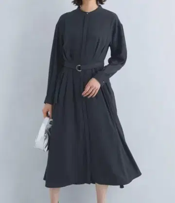 그린 라벨 릴랙싱 데신 턱 플레어 벨트 원피스