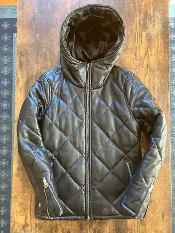 NO ID 가죽 퀼팅 패디드 후디드 BLZ SIZE 2