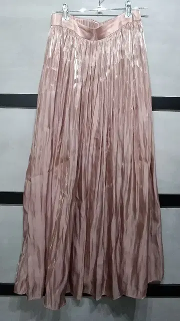 [ 새상품급 ] allureville 스커트 베이지 M