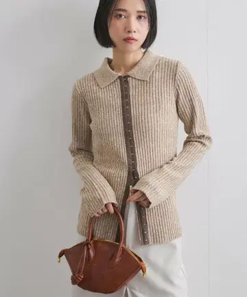 비키 후크 디테일 카라 부착 니트 가디건