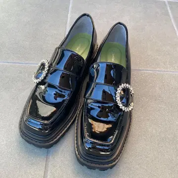 오리엔탈 트래픽 비쥬 장식 통굽 블랙 로퍼