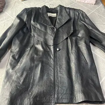 ROME ITALY 램스킨 코트