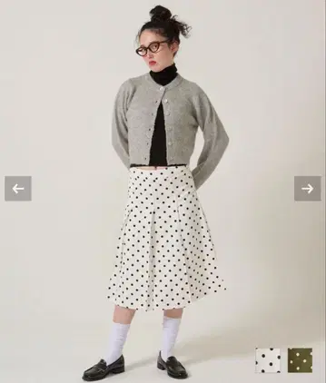 TINA:JOJUN 도트 무늬 플리츠 스커트 s 사이즈