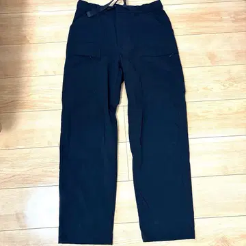 [ 새상품급 ] 블랙 카고 팬츠 조정 가능 벨트 포함