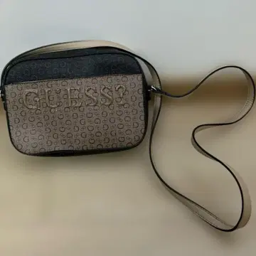 하자품 GUESS 가죽 숄더백