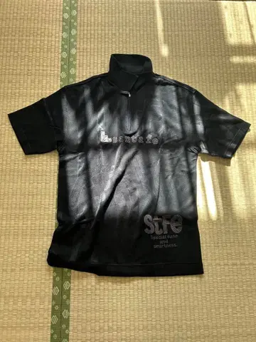 블랙 로고 피케 셔츠 산타페 반팔 50 사이즈입니다.