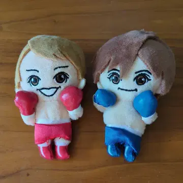 복싱 봉제 인형 빨간색과 파랑 2019년제