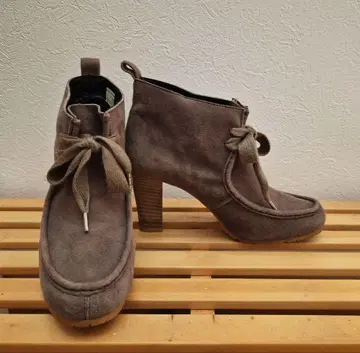 캐서린 햄넷 스웨이드 숏부츠 22.5cm