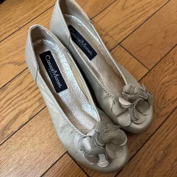 캐주얼 모네 골드 플랫슈즈 21.5 EEE