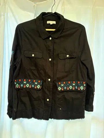 자라 Zara 블랙 자수 자켓