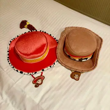 토이 스토리 우디 제시 모자 세트