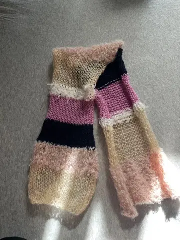 패치워크 니트 머플러