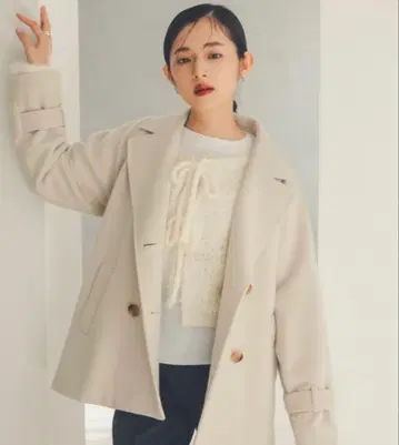 [ 컨디션 최상 ] COHINA 울 비버 미들 기장 코트 아이보리