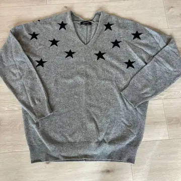 운모&딜 MICA&DEAL 스타 니트 풀오버