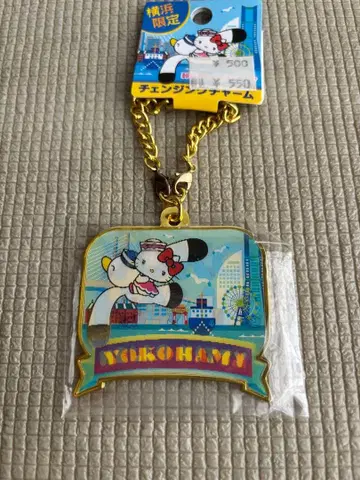 요코하마 한정판 헬로키티 스트랩