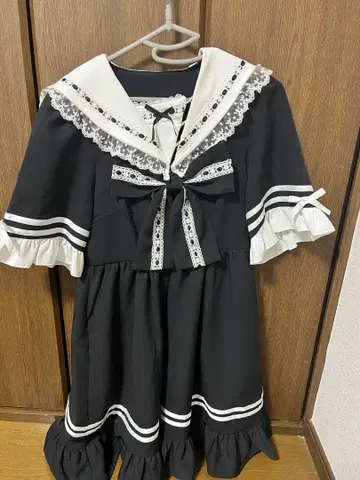 히로인 학원 레이스 프릴 원피스