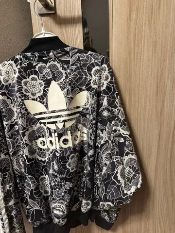 adidas 꽃무늬 저지 3 라인 아디다스 자켓