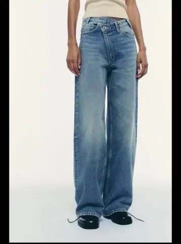 ZARA TRF 라이트 블루 와이드 레그 데님 팬츠