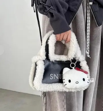 미개봉 SNIDEL 스나이델 [ HELLO KITTY ] 백 BLK