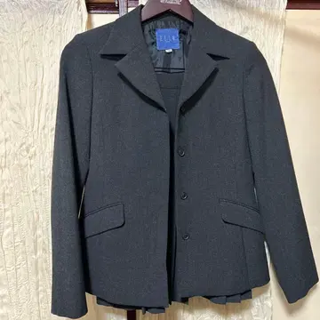 ELLE 그레이 자켓 스커트 세트