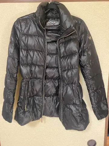 MICHAEL KORS 블랙 다운 자켓