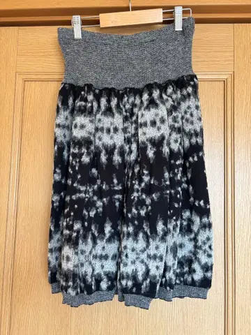 센소유니코 io comme io 스커트