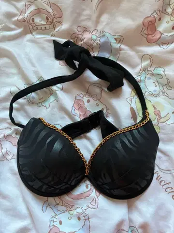 제브라 패턴 블랙 베어탑 d.i.a