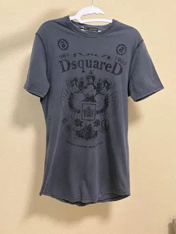 Dsquared2 다크 그레이 T셔츠 M사이즈