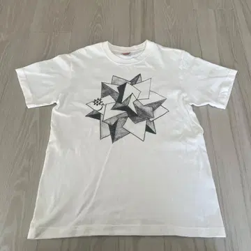 스피츠 토게마리나 T셔츠