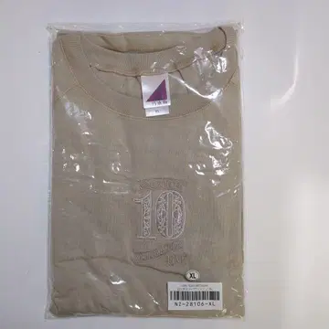 노기자카46 10주년 롱 슬리브 티셔츠