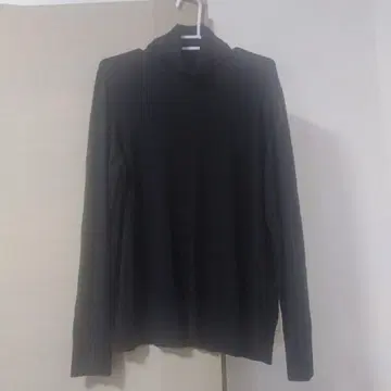 슬로우 블랙 얇은 소재 니트 울 100% 사이즈 L 블랙