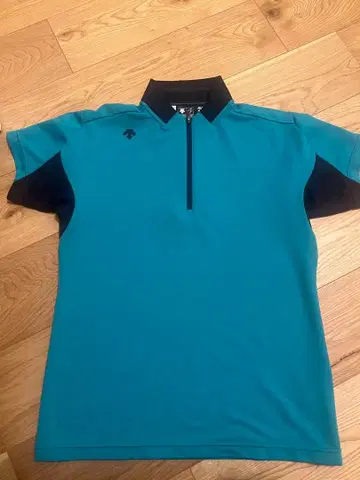 데상트 골프 하프 지퍼 티셔츠 반팔 그린