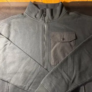 뉴에라 하프 지퍼