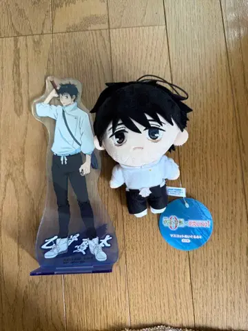 봉제 인형과 아크릴 스탠드 세트