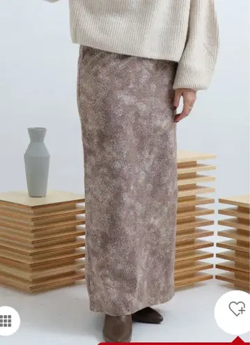 스톤 프린트 스커트