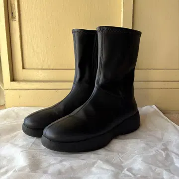 새상품급 UNIQLO:C 유니클로C 스트레치 숏부츠 24.5cm 블랙